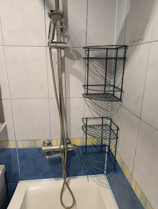 Продам в хорошому ремонті квартиру вул. Кожедуба