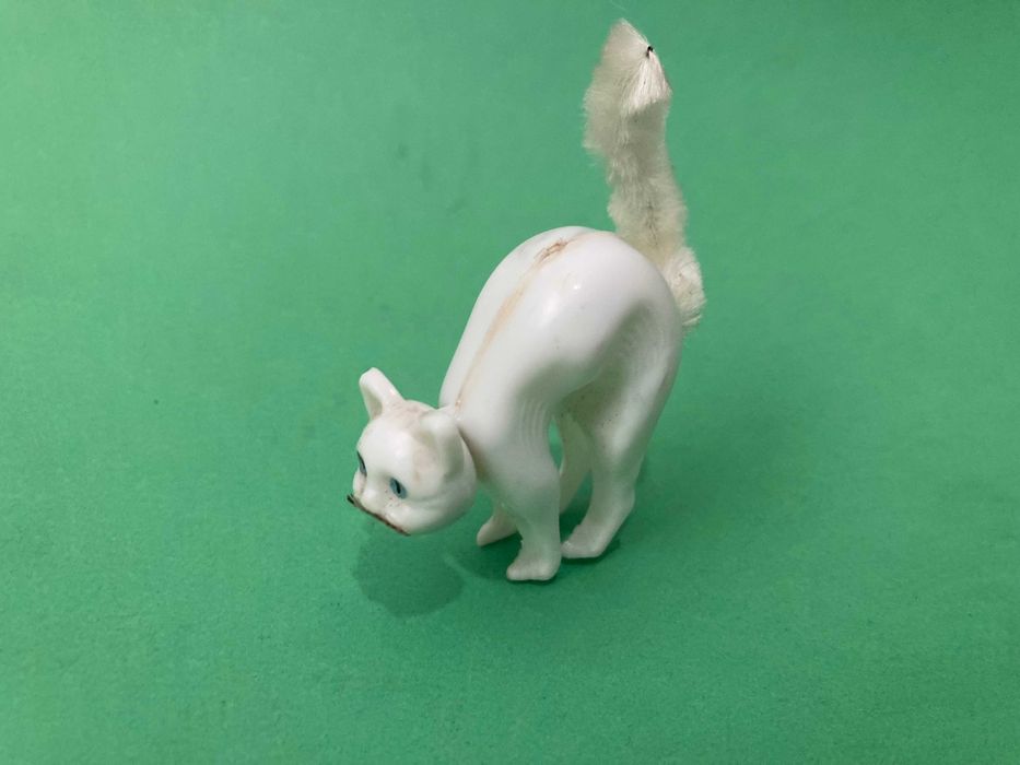 Lote de 2 gatos com cabeça basculante em celuloide Anos 60