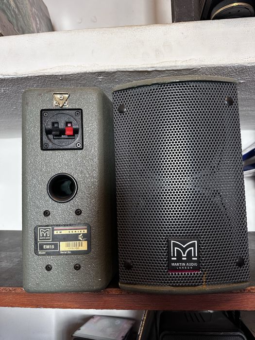 4 colunas Martin Audio EM15