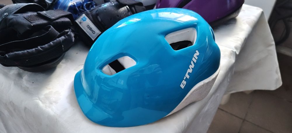 Kask dziecięcy rowerowy rozm. 48-52