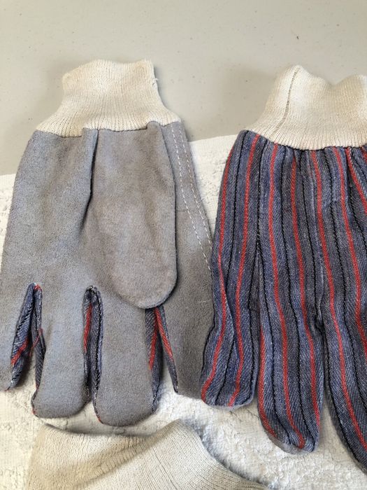 Set of 3 pairs of gloves for construction64176732228995122