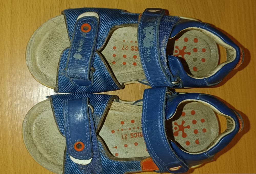 Віддам безкоштовно Босоніжки 27р