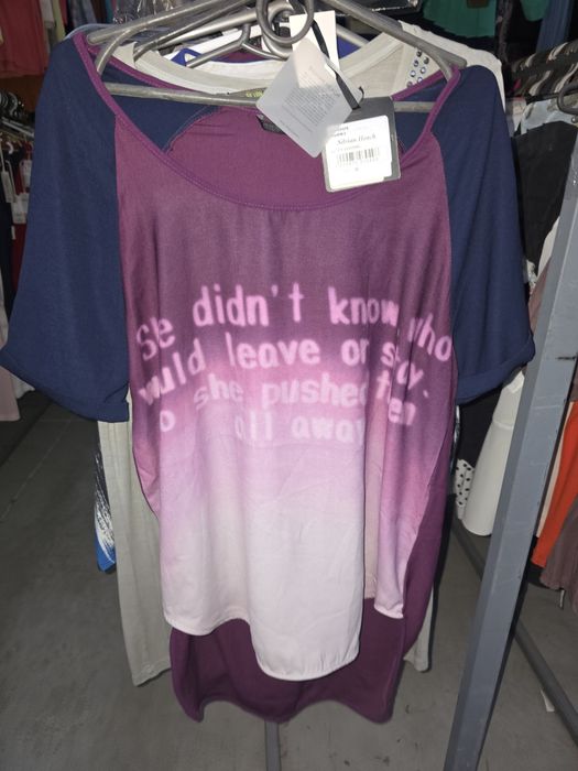 Футболки жіночі оптом сток ,нові 50 шт.