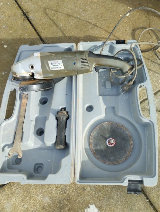 vendo rebarbadeira em bom estado