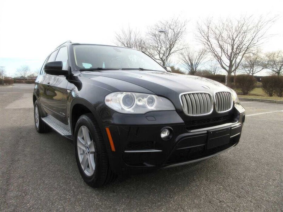 BMW X5 xDrive35d      2012