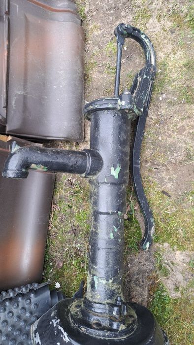 Zeliwna pompa ręczna do wody