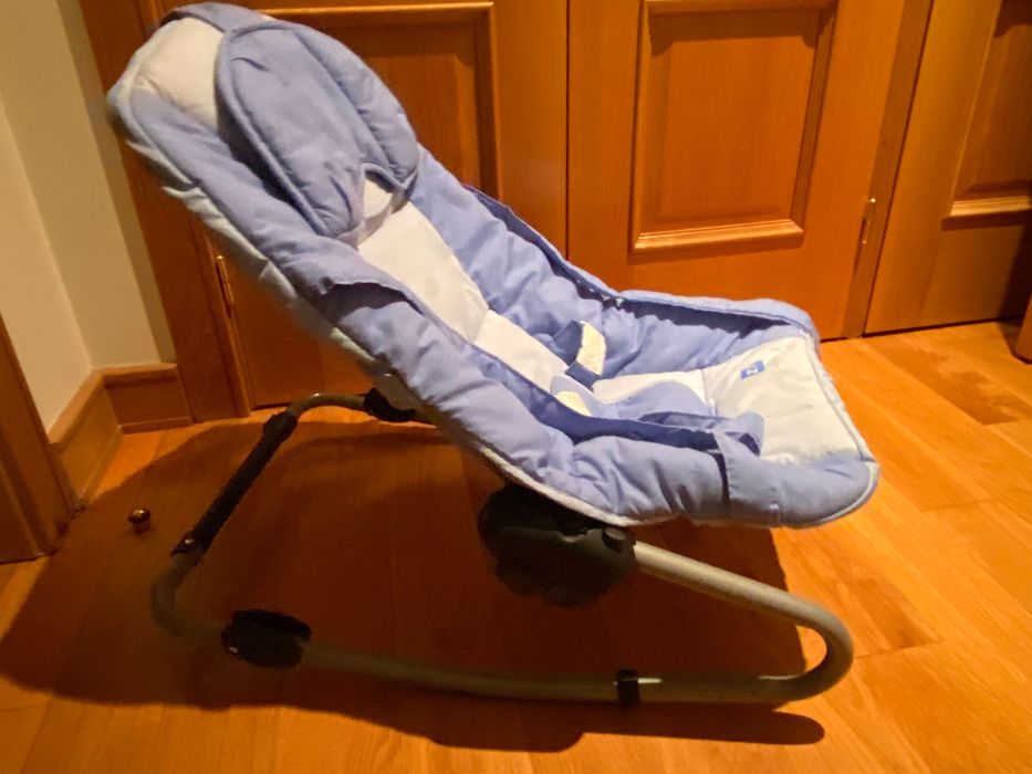Espreguiçadeira de bebé em bom estado