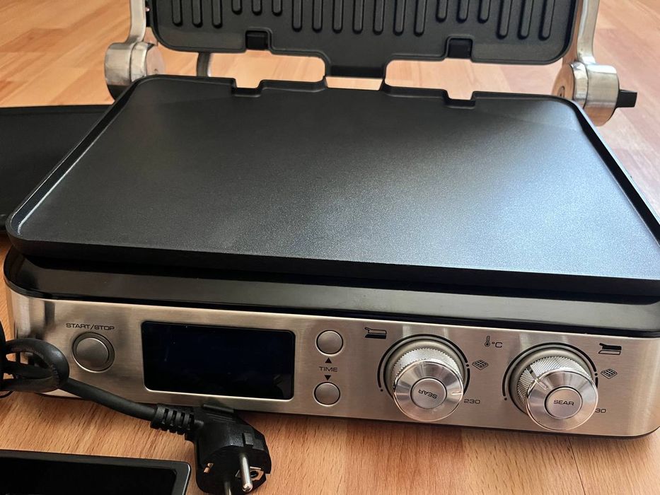Гриль-барбекю новий електричний Delonghi CGH1020D