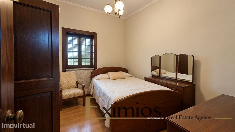 Quinta com 19.600m², situada na Maia