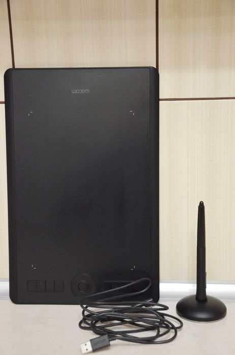 Графический планшет Wacom Intuos Pro M (PTH-660-N)