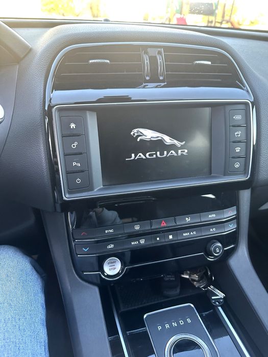 Vendo Jaguar F‑PACE em excelente estado geral