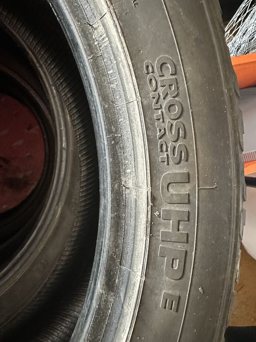 Opony Continental Cross Contact Uhp 245/45/20