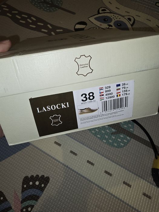 Półbuty damskie Lasocki r. 38