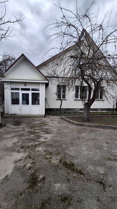 Продам цегляний будинок 102м2