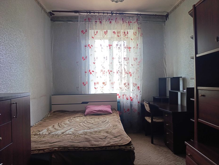 Продам 4-кімнатну квартиру 77кв.м в районі пр.І.Мазепи (новий варіант, можна серттфікат, ваучер і т.д.)