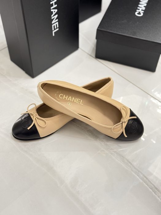 Baleriny Chanel beige leather