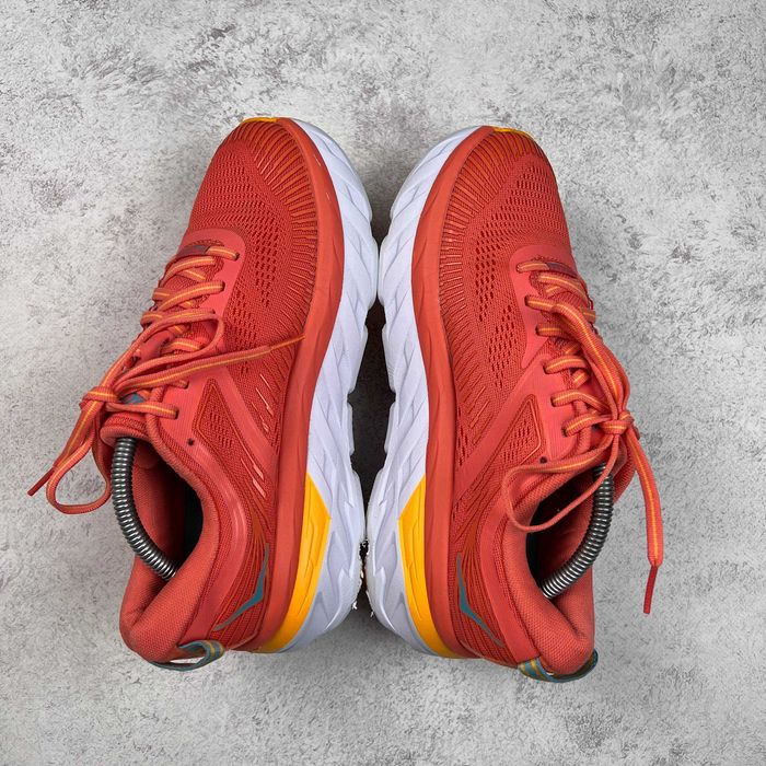 Кросівки HOKA BONDI 7 1110519 розмір 39 1/3 оригінал