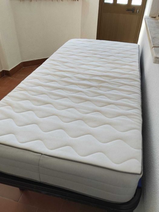Cama articulada elétrica