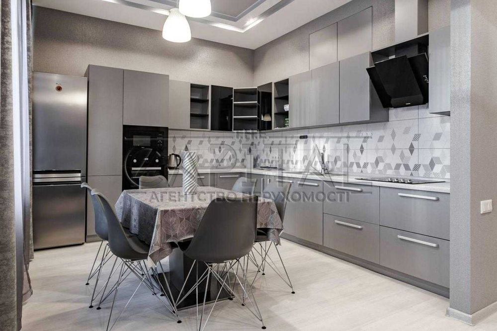 Оренда 3-к квартири/ 100м2/ Печерськ/ Центр/ Царський будинок