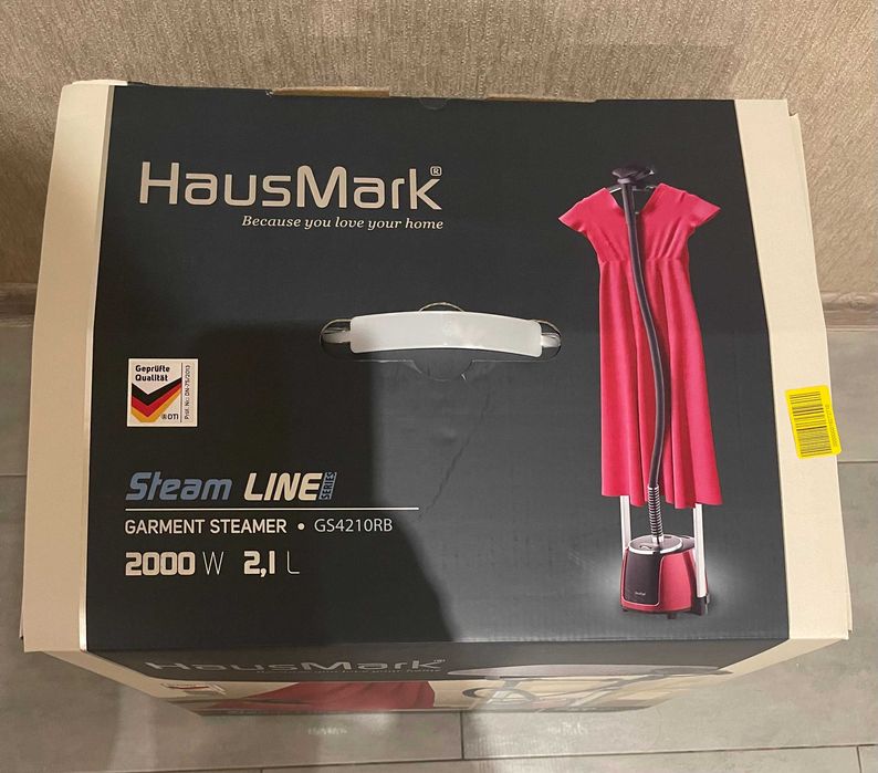 Вертикальний відпарювач HausMark GS4210RB 2000 Вт, повний комплект