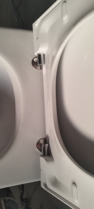 Miska WC podwieszana Roca