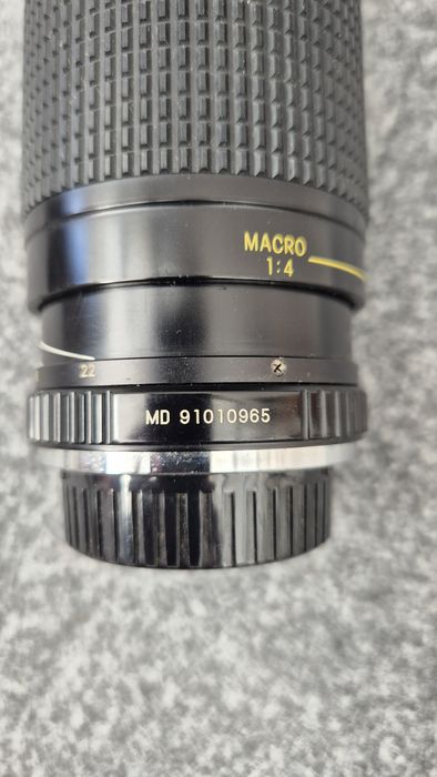 Cosina 28-200mm 1:3.5-5.6 MC Macro.