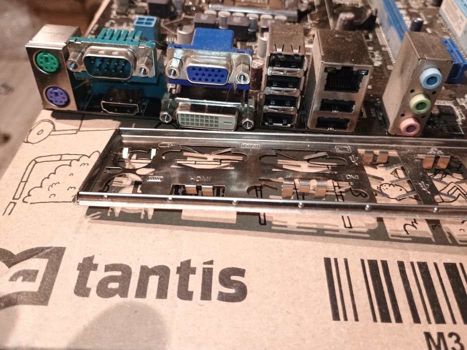 Płyta główna Asus P7 H55M SI + i3 550+ 8gb  ram i wentylator do cpu