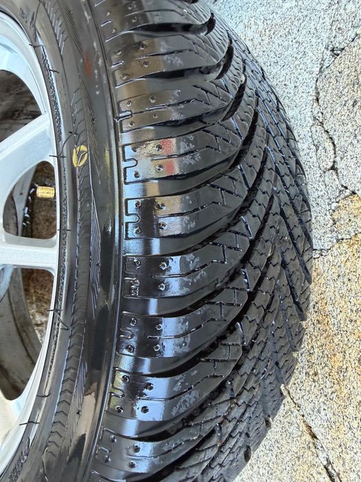 Jantes Mercedes 16 com pneus