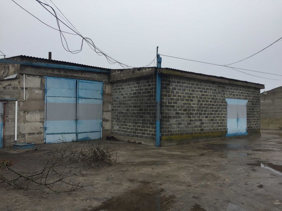 Продам отдельно стоящую базу.