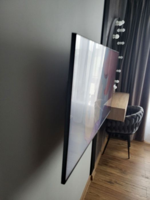 Телевізор smart TV Samsung UE50CU71000  50 дюймів