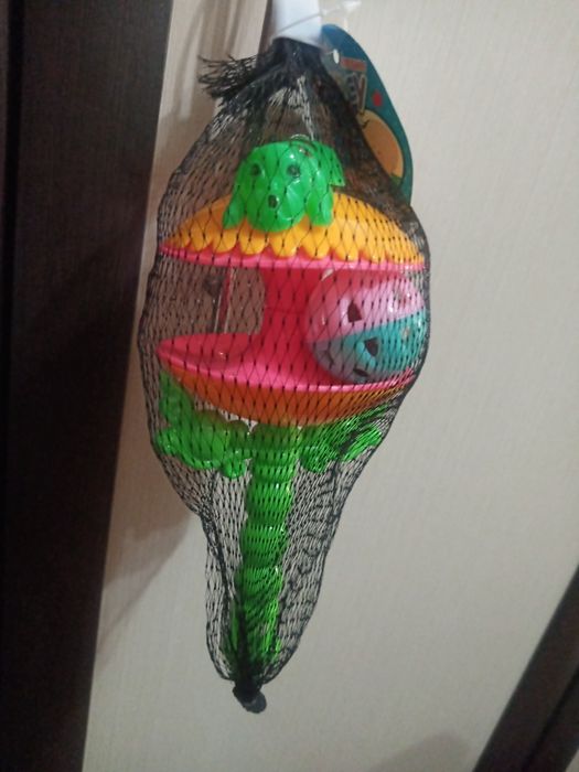 Дитячі іграшки,брязгальця для немовлят.