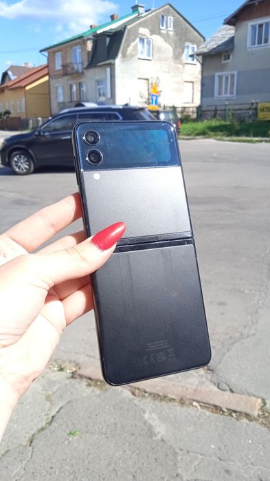 Телефон Samsung Galaxy Flip 3 8/128 gb: 2 900 грн. - Мобільні телефони ...