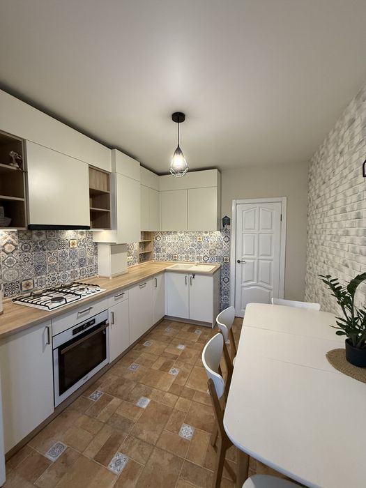 Без% Сертифікат, єВідновлення, простора 2-к квартра,Петрівський кварта