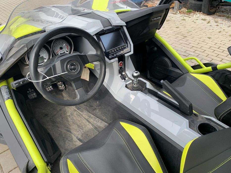 Polaris Slinghshot SLR 2018 2,4