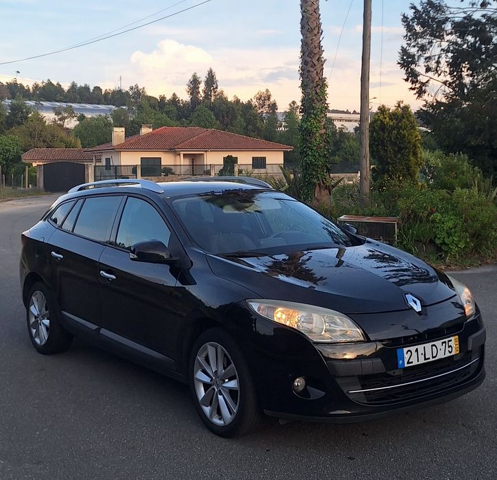 Renault Megane Sport Tourer Dynamique 1.5Dci 110cv-2010 foto 3