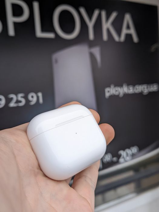 Магазин. Правий, Лівий навушник Apple AirPods 3.