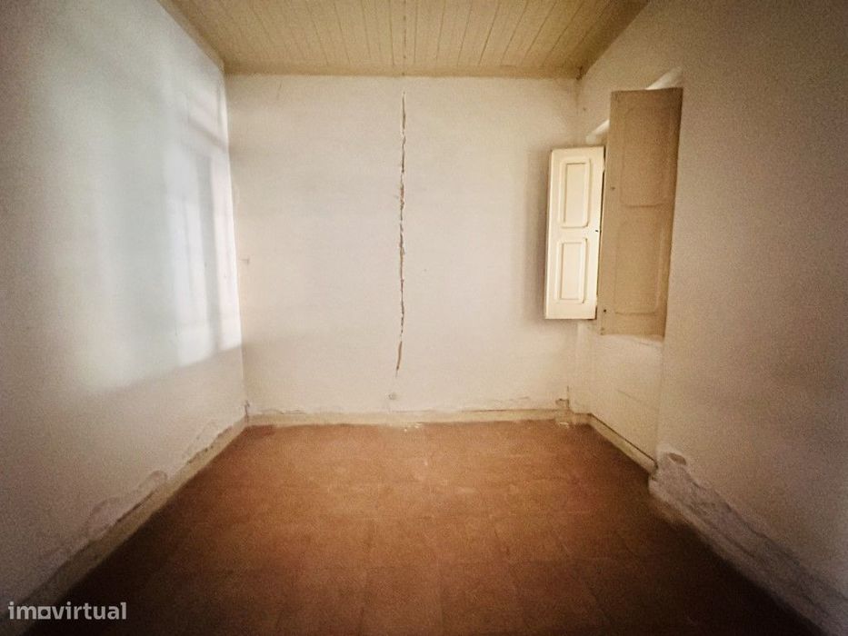 Prédio em PT - Lisboa - 6 frações