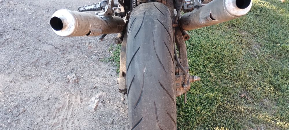 Подам Yamasaki ym 200 після падіння пишіть на двінки невідповідаю