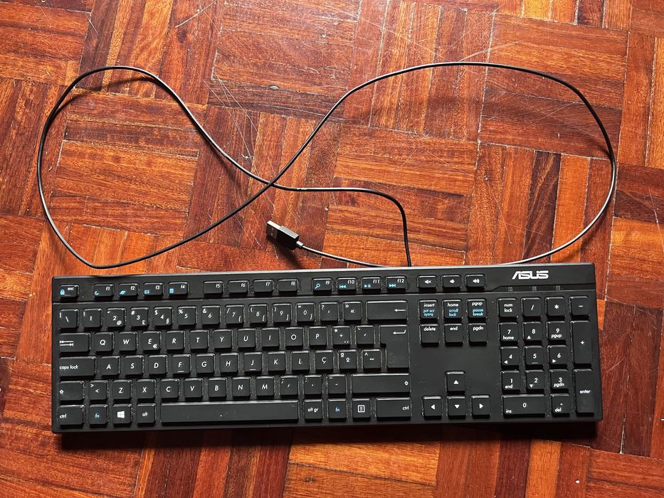 Teclado Asus usado em bom estado