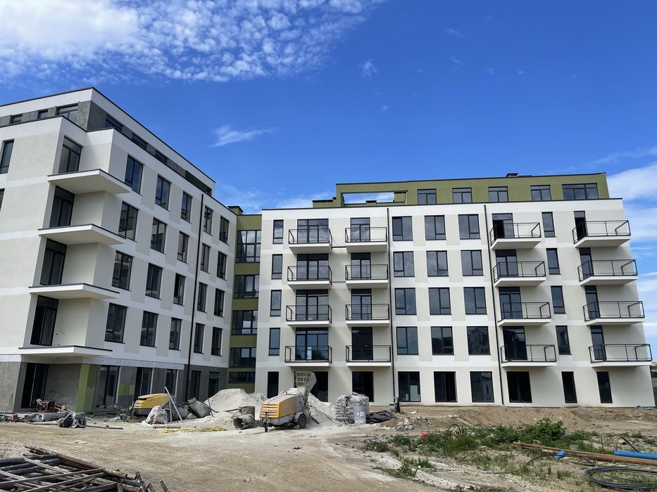 Продам 2х-двох кімнатну квартиру Новобудова Центр Набережна двох кімнатна