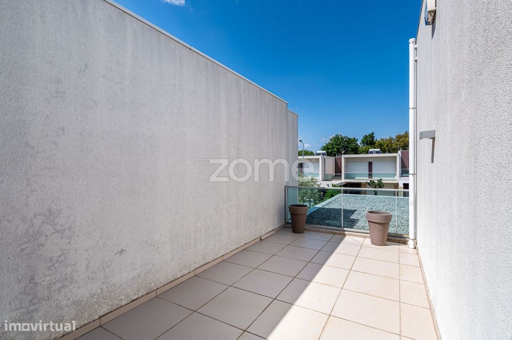 Moradia T5 em Palmeira, Braga