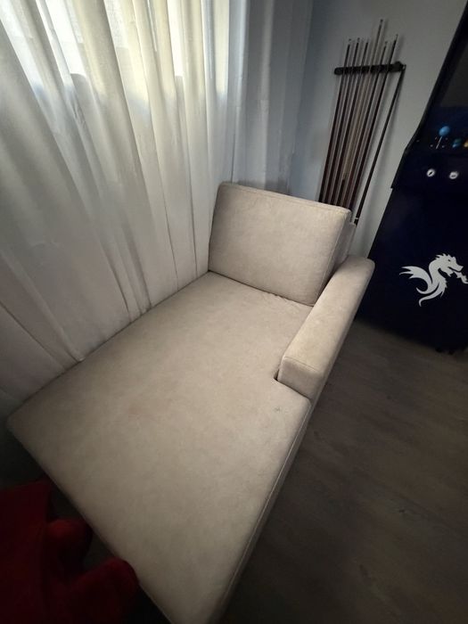 Sofa chaise longe