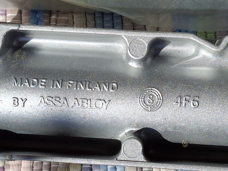 Fecho mola de porta DC240 DC340 ASSA ABLOY