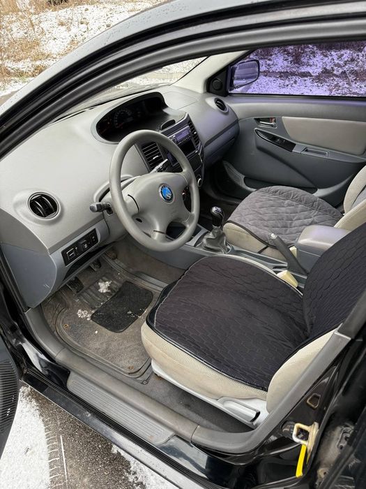 Продам Джили МК 2010 рік