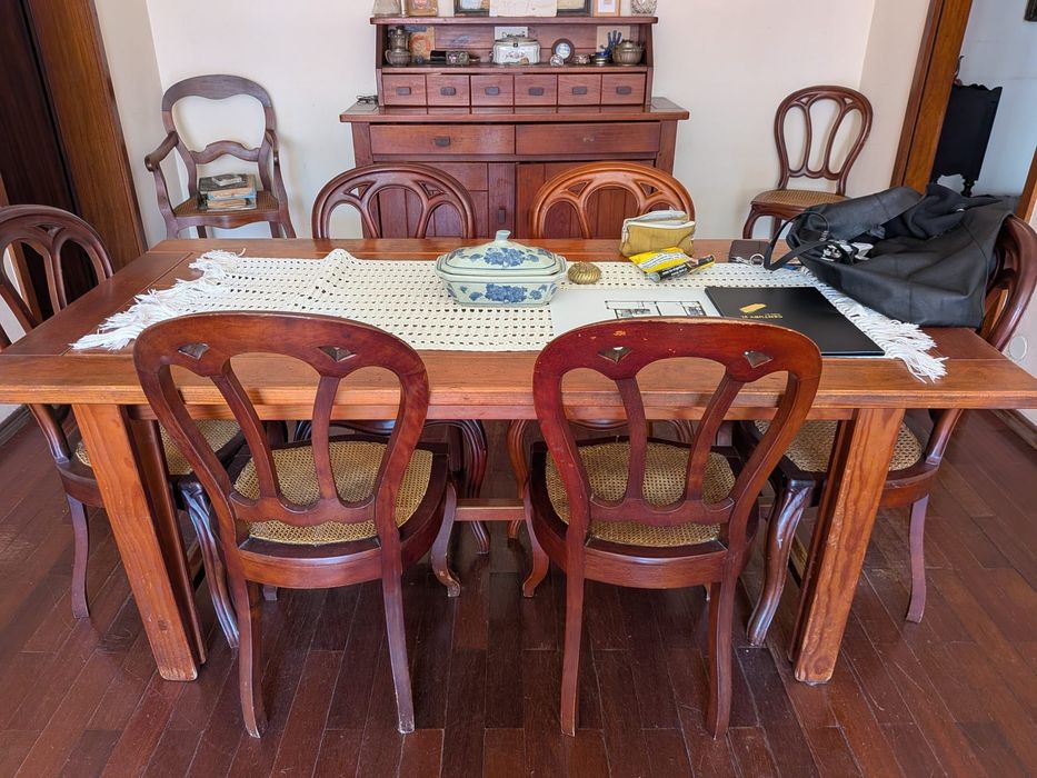 Mesa de Jantar "Saint Clair" em Pinho Maciço