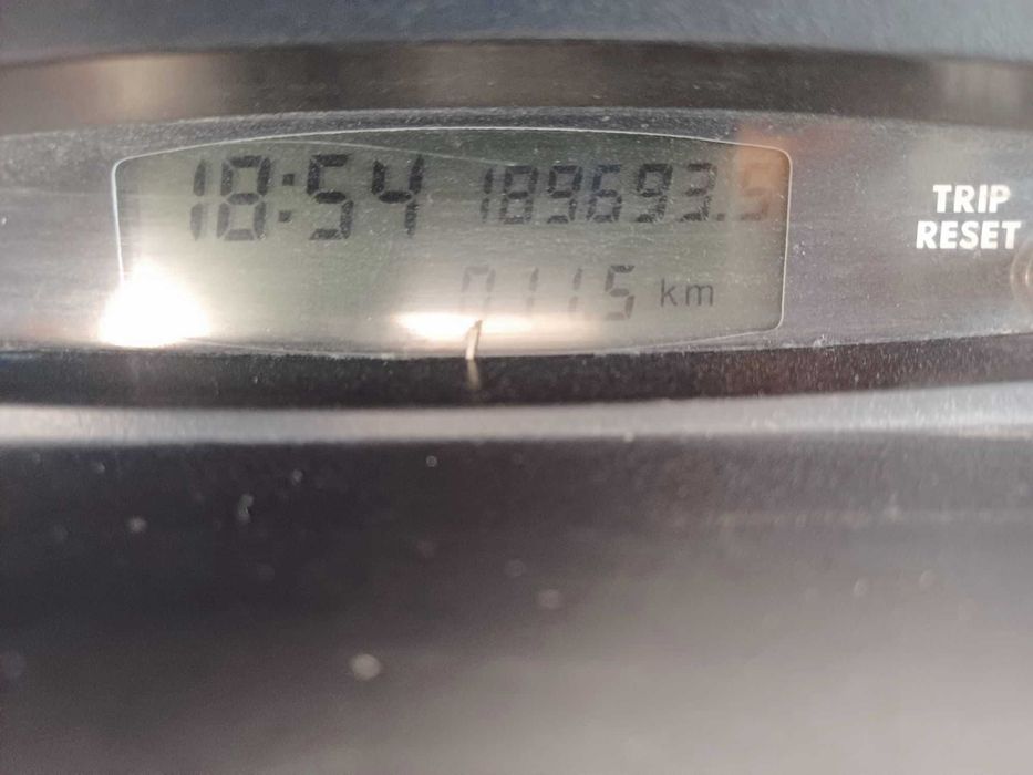 Carrinha de Caixa Aberta Ideal para Construção/Transporte de Materiais