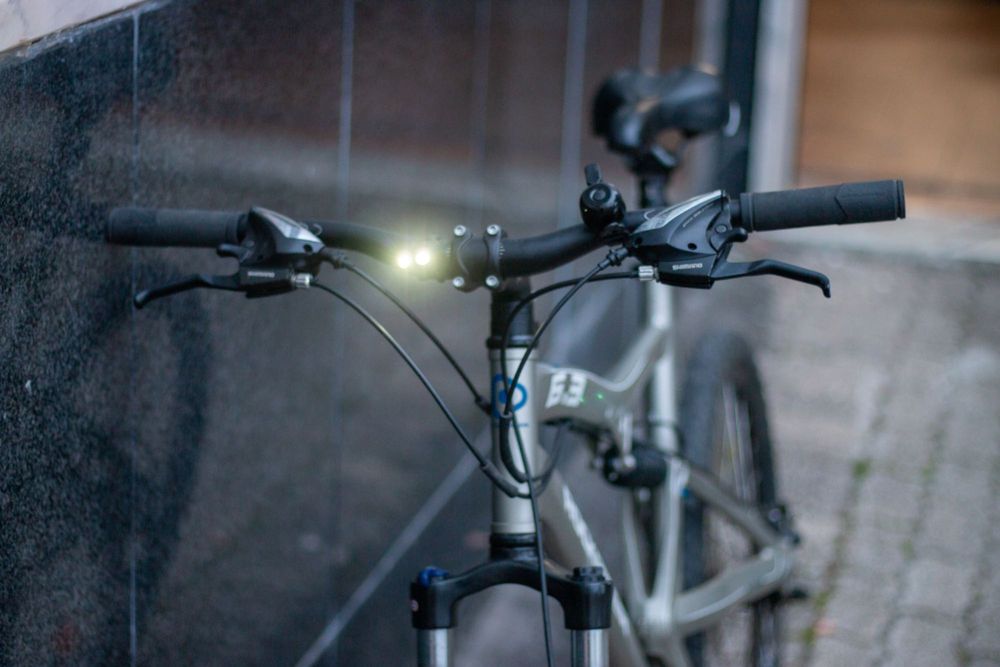 Bicicleta Rockrider 6.3 + luzes e campainha