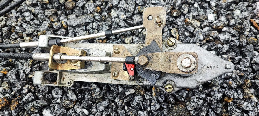 Części łodzi motorowej Iinki gazu Glastron v174 sterociąg B42924