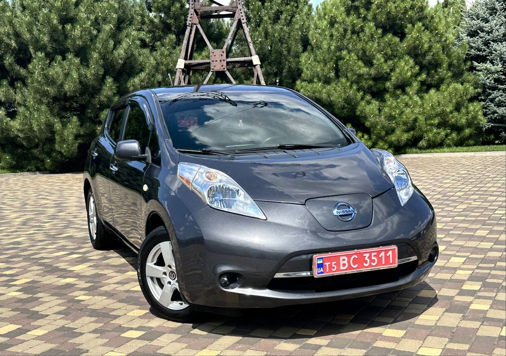 Nissan Leaf продається електромобіль Нісан Ліф в дуже хорошому стані, чистий , доглянутий , без технічних вкладень
