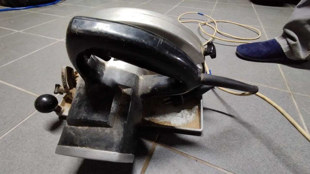 Serra Circular ELU – 1600 W